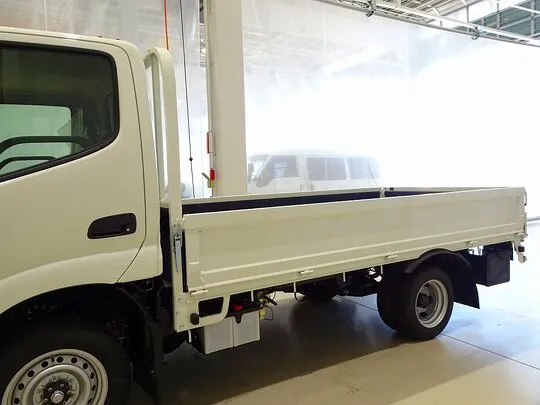 ダイナ 1.5t 4WD JL Wタイヤ 平ボデー 未使用車