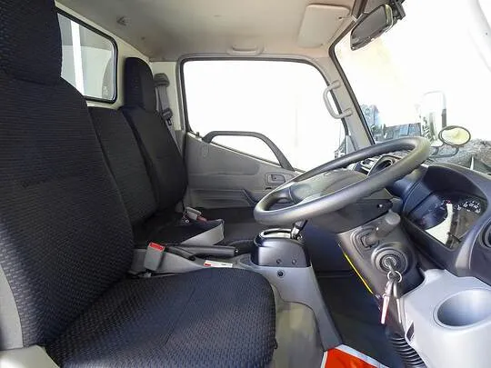ダイナ 1.5t 4WD JL Wタイヤ 平ボデー 未使用車