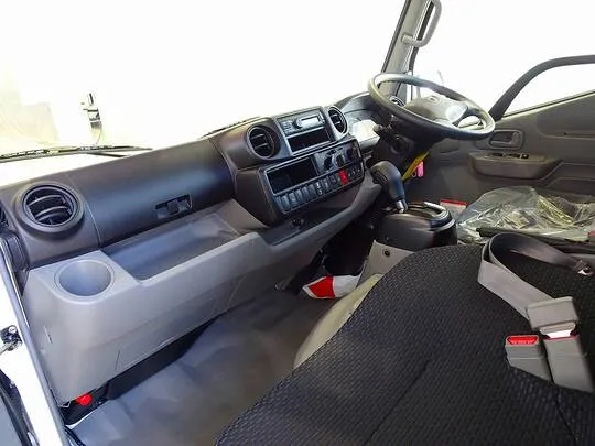 ダイナ 1.5t 4WD JL Wタイヤ 平ボデー 未使用車