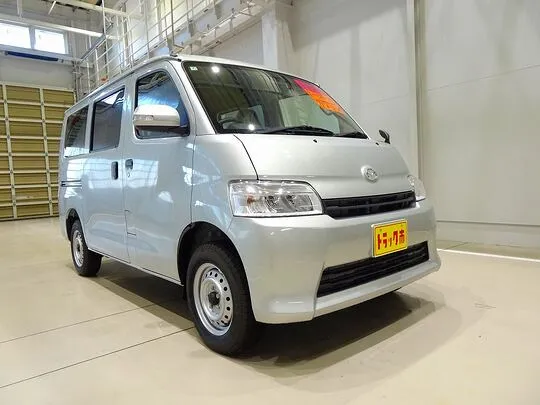 ボンゴバン DX 0.7t 4WD 2/5人乗り 5ドア ガソリン 未使用車