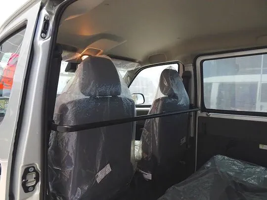 ボンゴバン DX 0.7t 4WD 2/5人乗り 5ドア ガソリン 未使用車