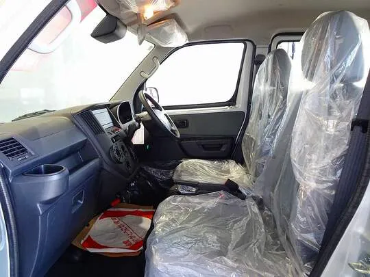 ボンゴバン DX 0.7t 4WD 2/5人乗り 5ドア ガソリン 未使用車