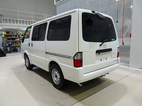 ボンゴバン DX 1t 4WD 2/5人乗り 5ドア ガソリン