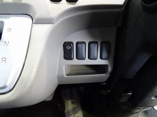 キャンター 2t 4ＷＤ 全低床 標準セミロング Wキャブ