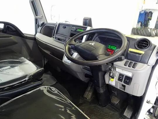 キャンター 2t 4ＷＤ 全低床 標準セミロング Wキャブ