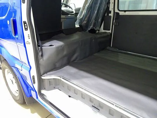 ボンゴバン DX 1t 4WD 2人乗り 5ドア ハイルーフ ガソリン