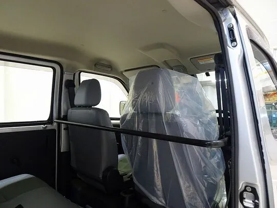 タウンエースバン DX 0.7t 4WD 2/5人乗り 5ドア ガソリン