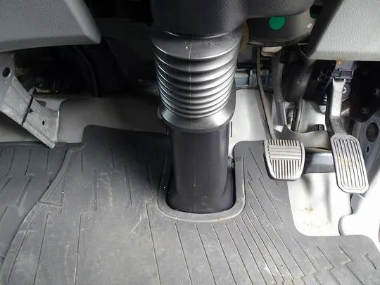 トヨエース 2t FJL 標準セミロング アルミバン 総重量5t未満