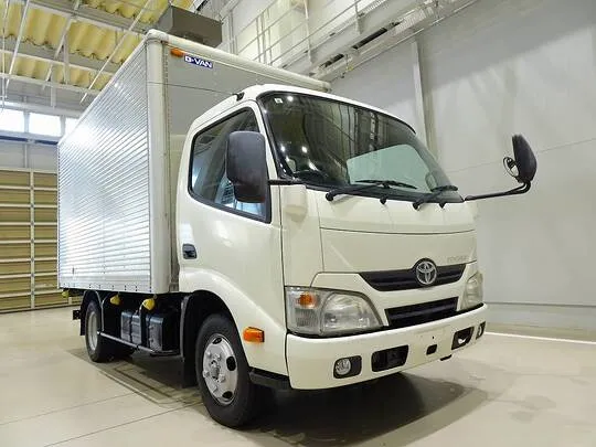 トヨエース 2t FJL 標準セミロング アルミバン 総重量5t未満