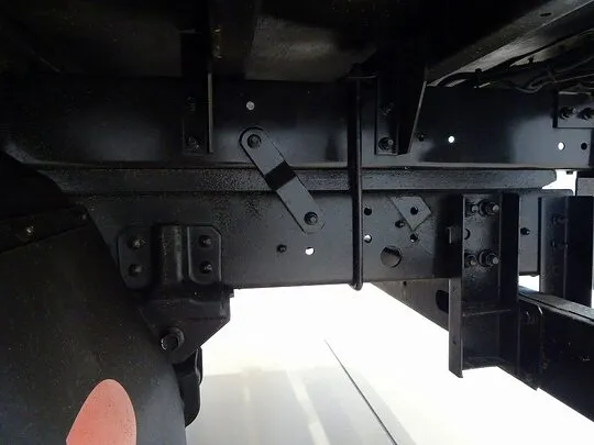 トヨエース 2t FJL 標準セミロング アルミバン 総重量5t未満