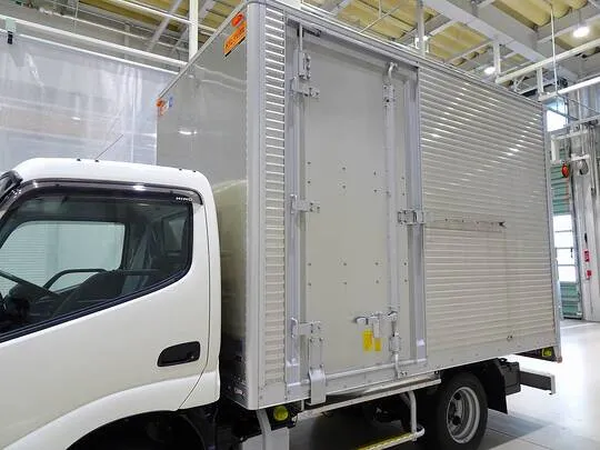 デュトロ 2t FJL 標準 アルミバン 未使用車