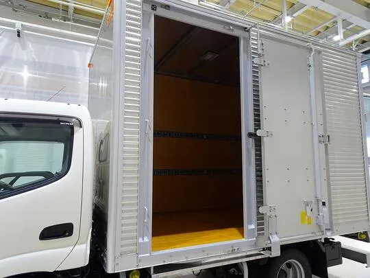 デュトロ 2t FJL 標準 アルミバン 未使用車