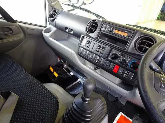 デュトロ 2t FJL 標準 アルミバン 未使用車