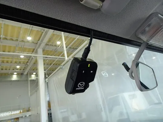 ボンゴバン DX 1t 4WD 2/5人乗り 5ドア ガソリン