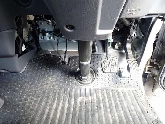 ボンゴバン DX 1t 4WD 2/5人乗り 5ドア ガソリン