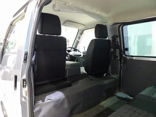 ボンゴバン DX 1t 4WD 2/5人乗り 5ドア ガソリン