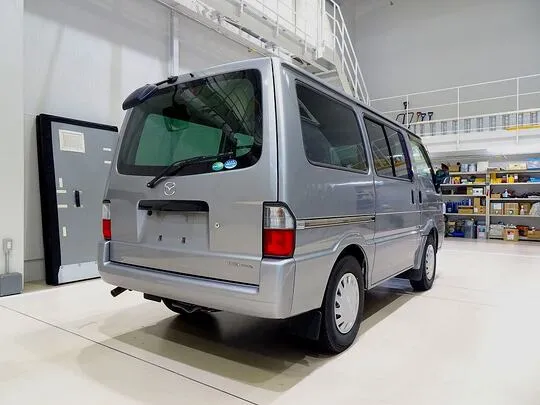 ボンゴバン DX 1t 4WD 2/5人乗り 5ドア ガソリン