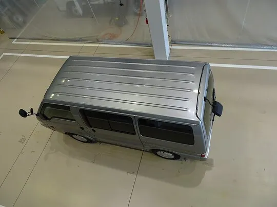 ボンゴバン DX 1t 4WD 2/5人乗り 5ドア ガソリン