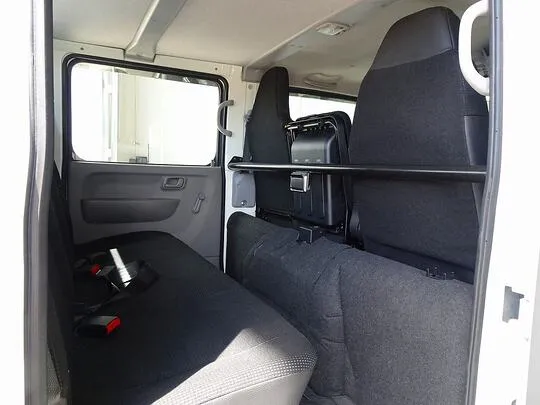 キャンター 1.45t 4WD 全低床 Wタイヤ Wキャブ