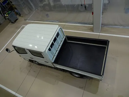 キャンター 1.45t 4WD 全低床 Wタイヤ Wキャブ