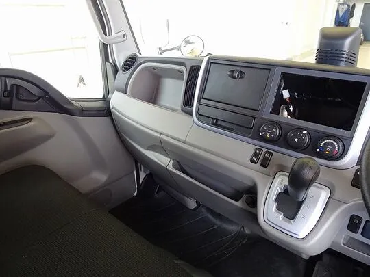 キャンター 1.45t 4WD 全低床 Wタイヤ Wキャブ