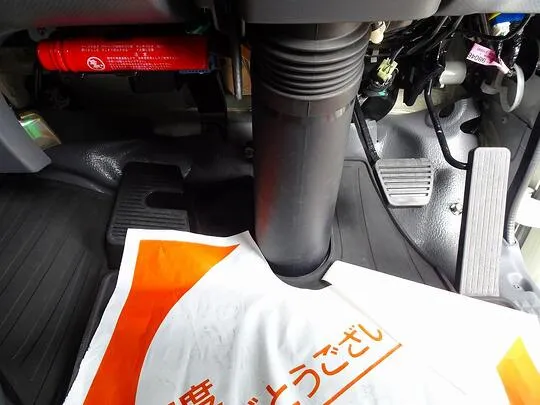 エルフ 1.85t FFL ワイドロング 低温冷凍車 格納ゲート/スタンバイ付