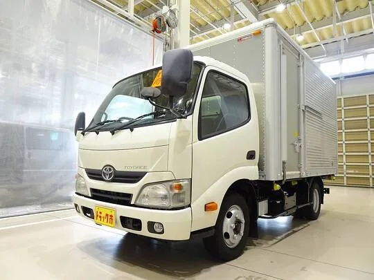トヨエース 2t FJL 標準セミロング アルミバン 総重量5t未満