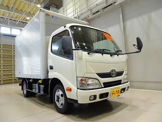 トヨエース 2t FJL 標準セミロング アルミバン 総重量5t未満