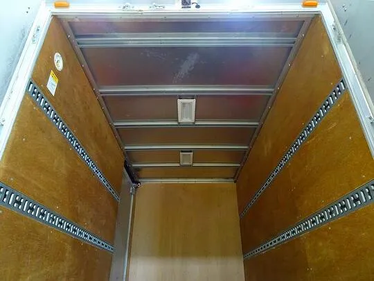 トヨエース 2t FJL 標準セミロング アルミバン 総重量5t未満