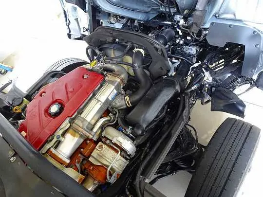 トヨエース 2t FJL 標準セミロング アルミバン 総重量5t未満