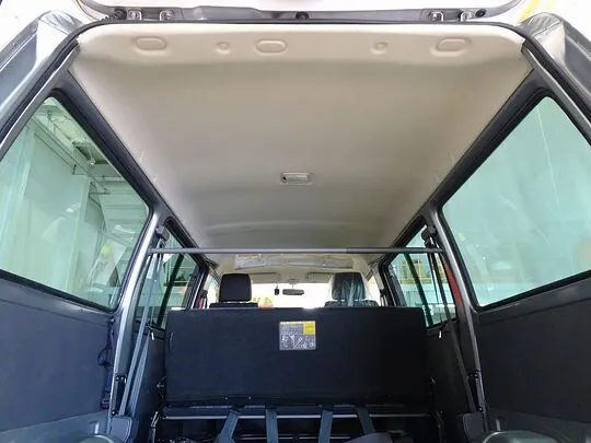 ボンゴバン DX 1t 4WD 2/5人乗り 5ドア ガソリン