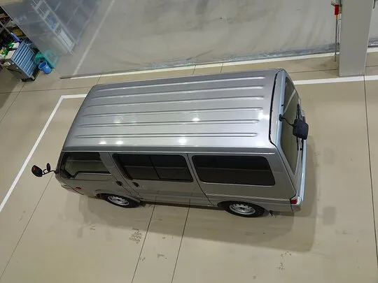 ボンゴバン DX 1t 4WD 2/5人乗り 5ドア ガソリン