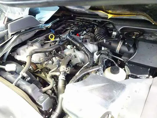ボンゴバン DX 1t 4WD 2/5人乗り 5ドア ガソリン