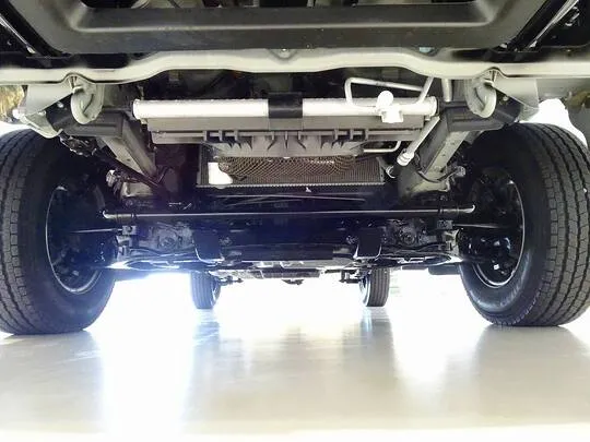 ボンゴバン DX 1t 4WD 2/5人乗り 5ドア ガソリン