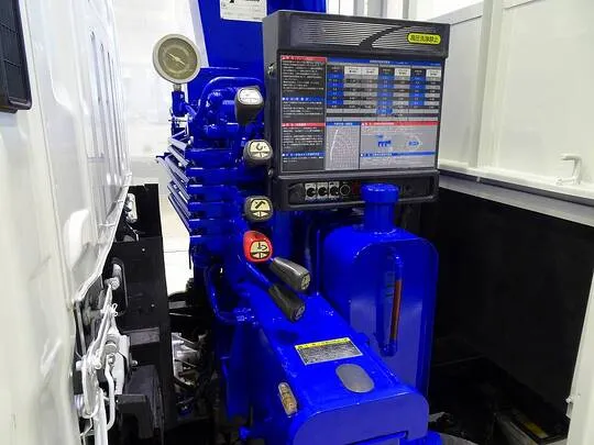 エルフ 2.75t 高床 標準ロング タダノ4段クレーン付