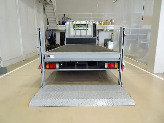 エルフ 1.7t 4WD FFL ワイドロング アルミブロック 垂直P/G付 総重量5t未満