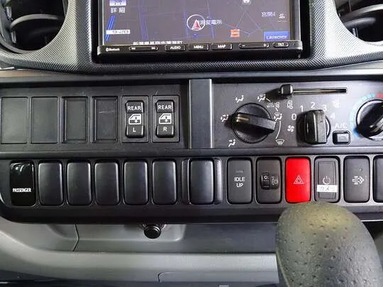 ダイナ 1t 4WD FJL Sタイヤ Wキャブ