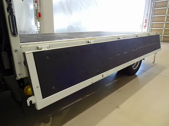 エルフ 1.55t FL Wタイヤ 平ボデー