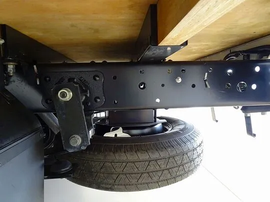 エルフ 1.55t FL Wタイヤ 平ボデー