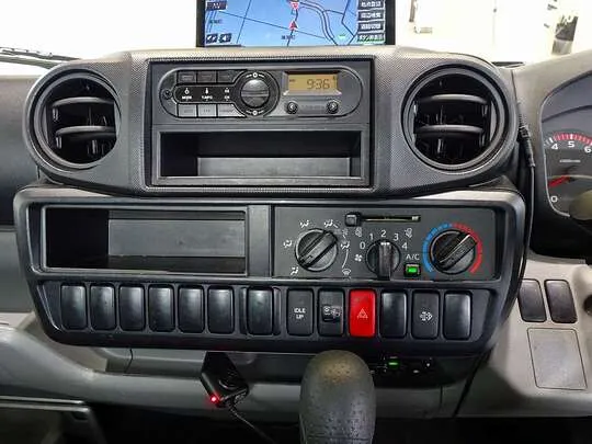 ダイナ 1.2t 4WD JL Sタイヤ 平ボデー