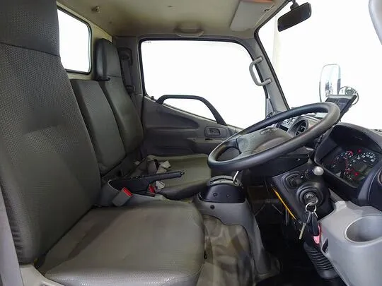 ダイナ 1.2t 4WD JL Sタイヤ 平ボデー