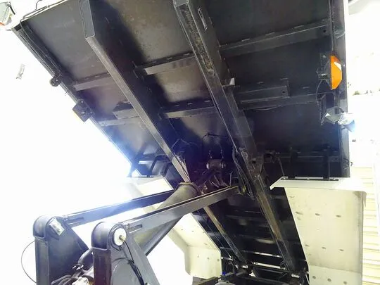 プロフィア 9t 3軸 2デフ ダンプ 380ps