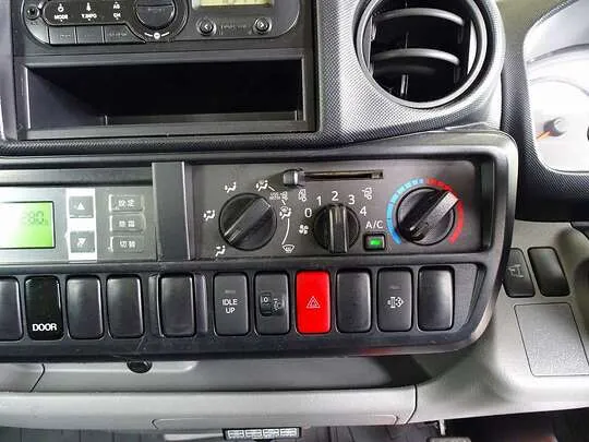 トヨエース 1.35t 4WD FJL Sタイヤ 4No. 低温冷凍車