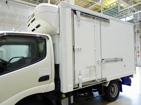 デュトロ 1.95t FJL 標準 低温冷凍車 スタンバイ付 総重量5t未満
