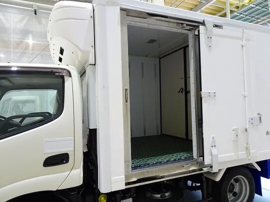 デュトロ 1.95t FJL 標準 低温冷凍車 スタンバイ付 総重量5t未満