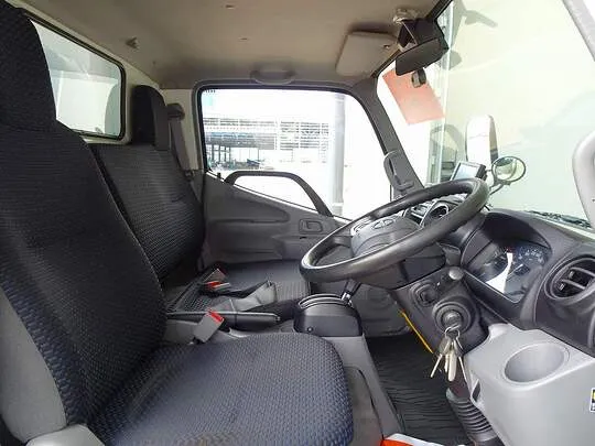 デュトロ 1.95t FJL 標準 低温冷凍車 スタンバイ付 総重量5t未満
