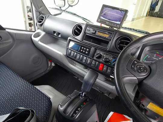 デュトロ 1.95t FJL 標準 低温冷凍車 スタンバイ付 総重量5t未満