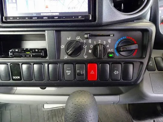 トヨエース 1.35t FJL Wタイヤ アルミバン