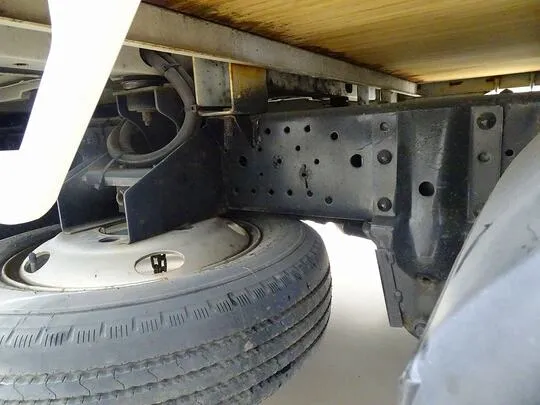 エルフ 2t 4WD FFL 標準 Wキャブ 総重量5t未満