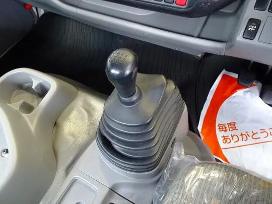 デュトロ 3.95t 高床 ワイドロング アルミブロック タダノ4段クレーン付